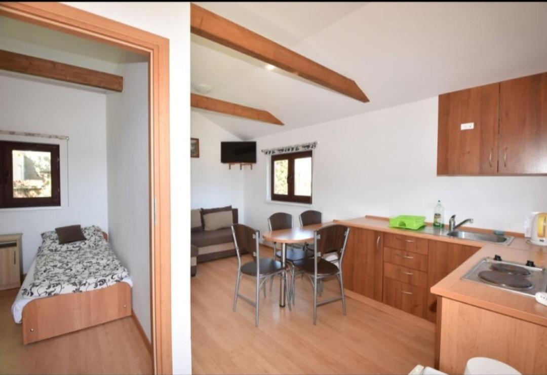 Domki Letniskowe "Przytulna 7" Władysławowo Zimmer foto